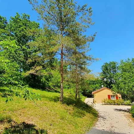 La Buissonade Proche Sarlat 24 Pour 1 A 6 Personnes 別荘