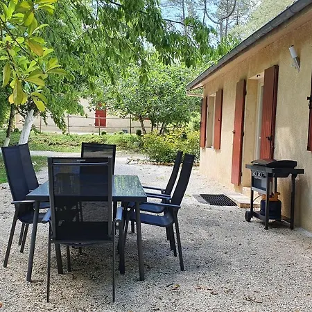 La Buissonade Proche Sarlat 24 Pour 1 A 6 Personnes 別荘