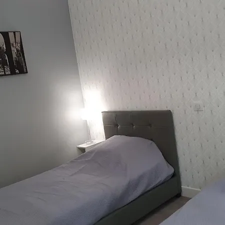 La Buissonade Proche Sarlat 24 Pour 1 A 6 Personnes * Saint-André-d'Allas
